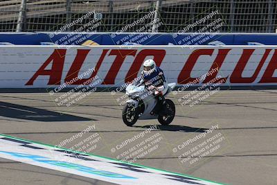 media/Aug-27-2022-Fastrack Riders (Sat) [[c588535105]]/Level 1/Session 1 Start Finish/
